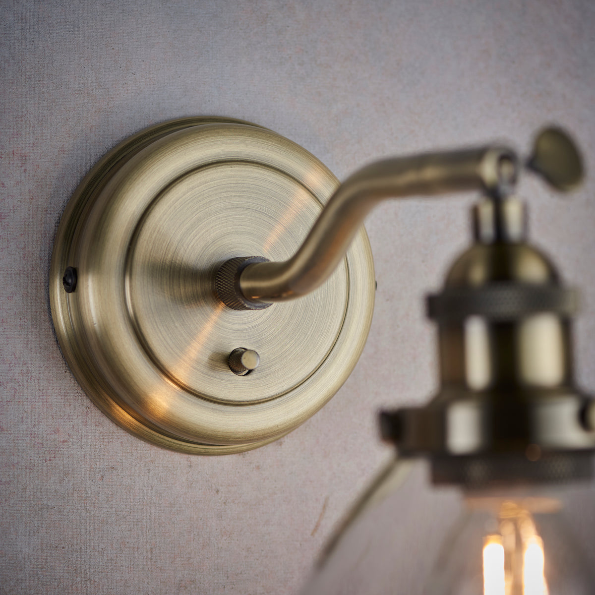 102058 Hansen - Twin Pack Wall Light Brass