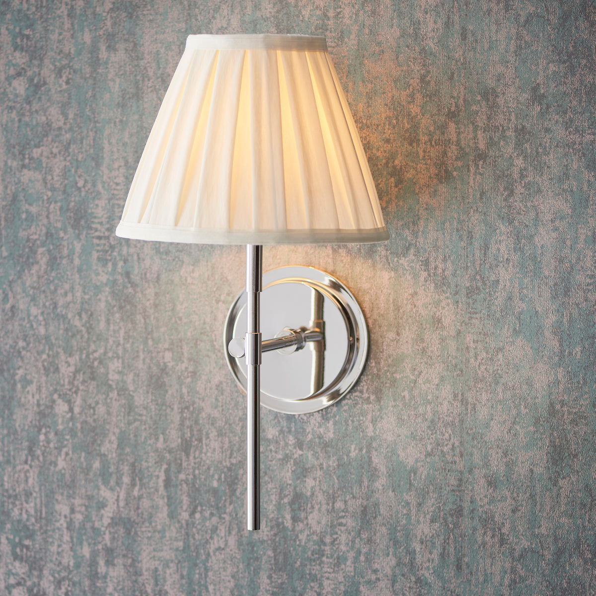 103356 Rennes & Carla Wall Light Nickel Cream