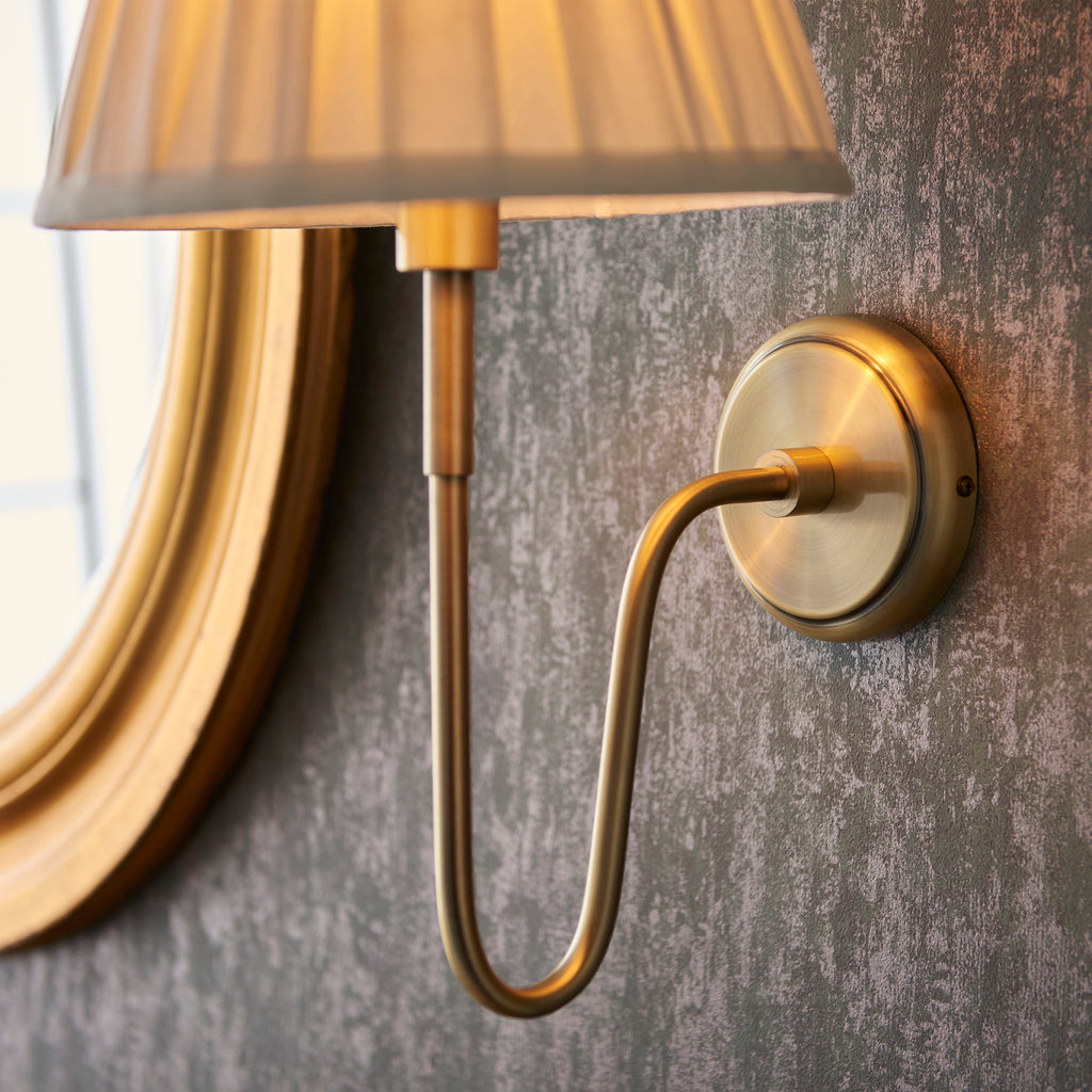 103360 Rouen & Carla Wall Light Brass Cream