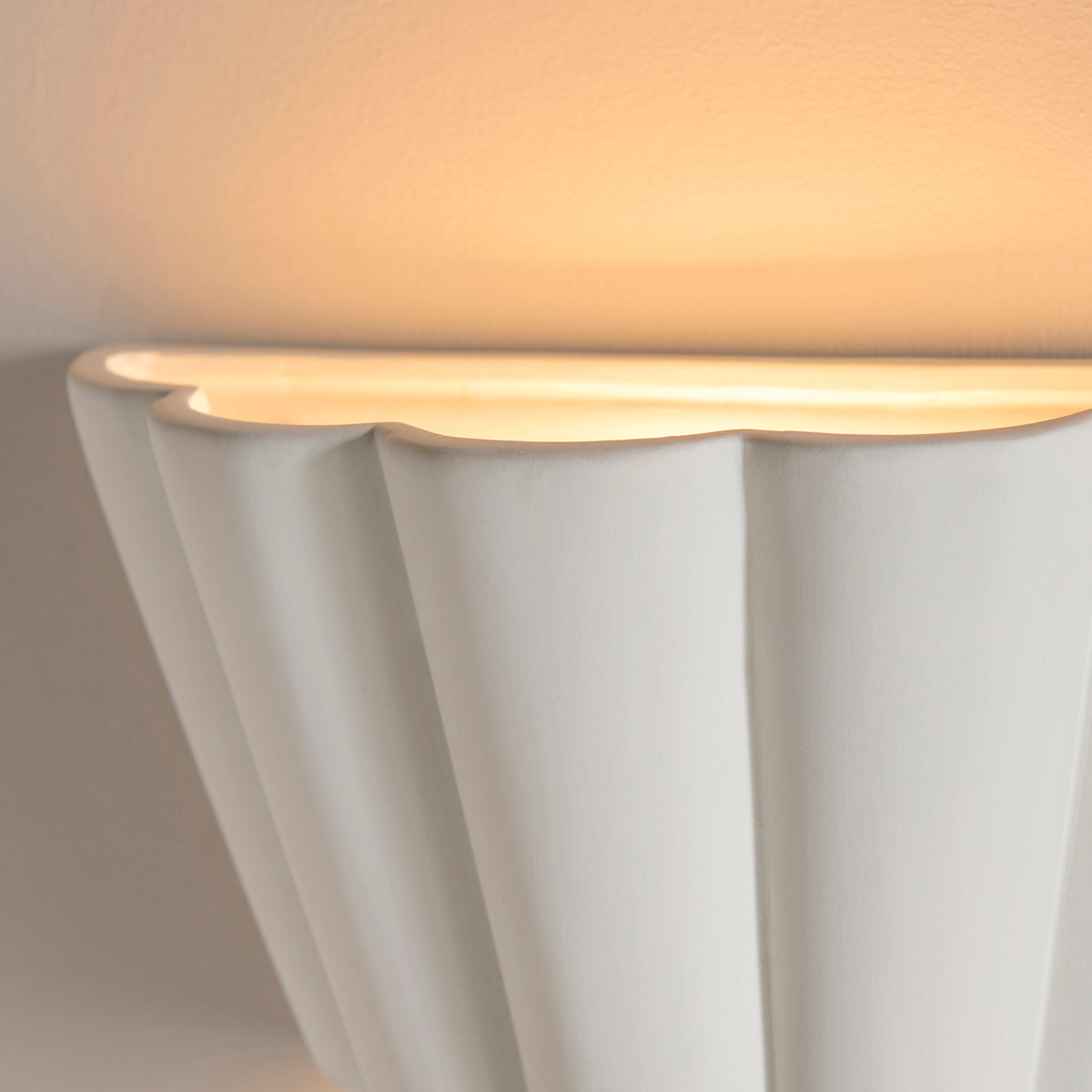 106615 Babylon Wall Light Ceramic