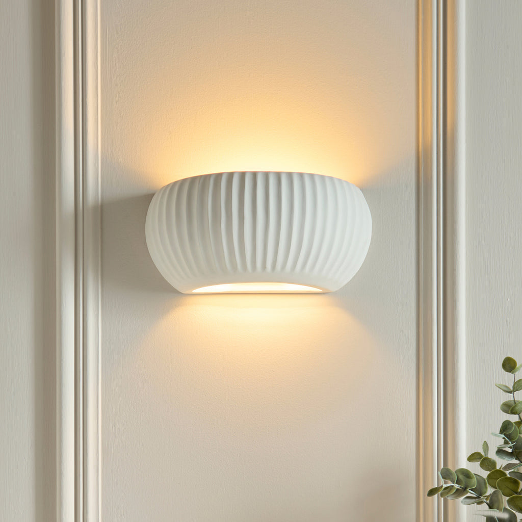 106616 Witham Wall Light Ceramic