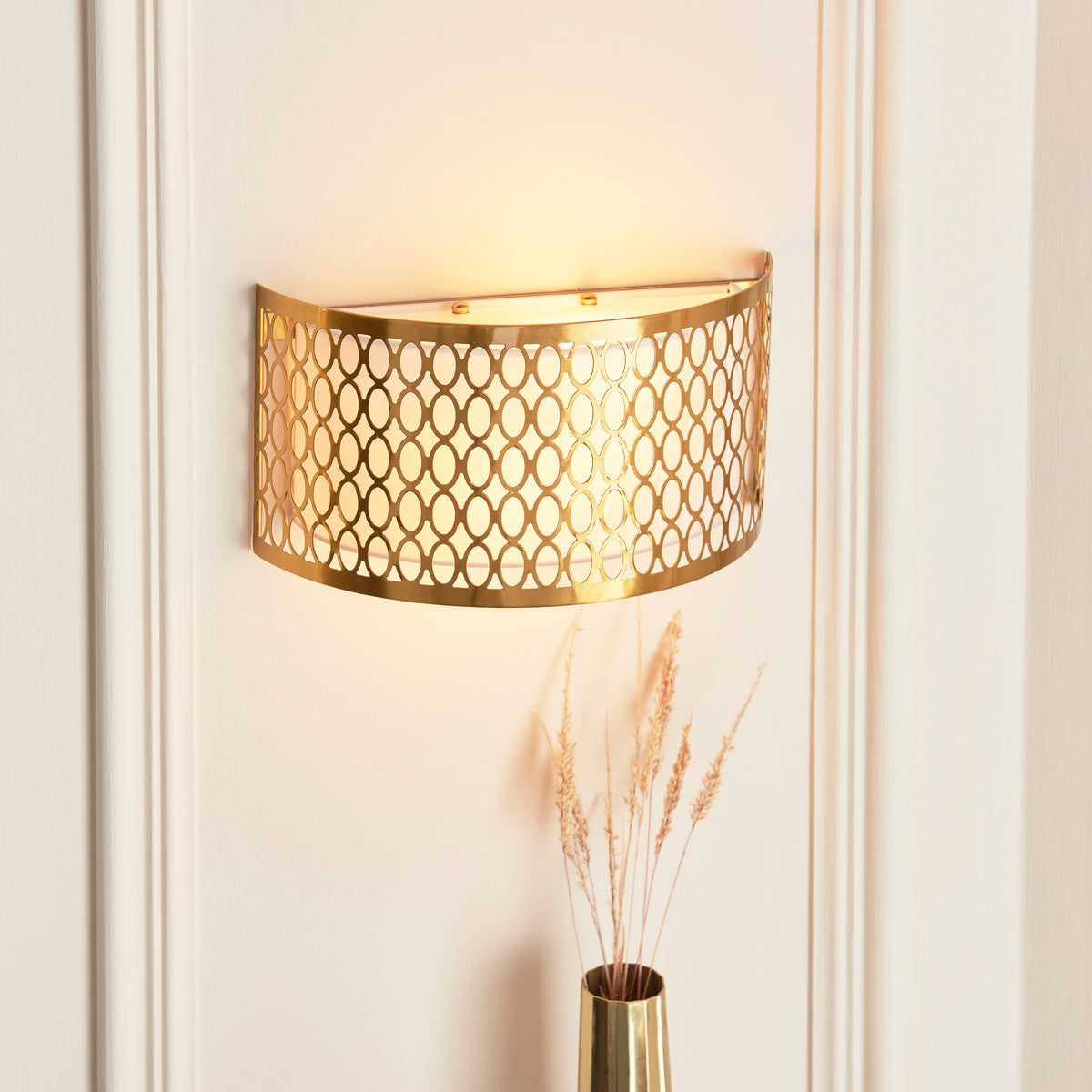 113423 Cordero 2 Light Wall Light Gold