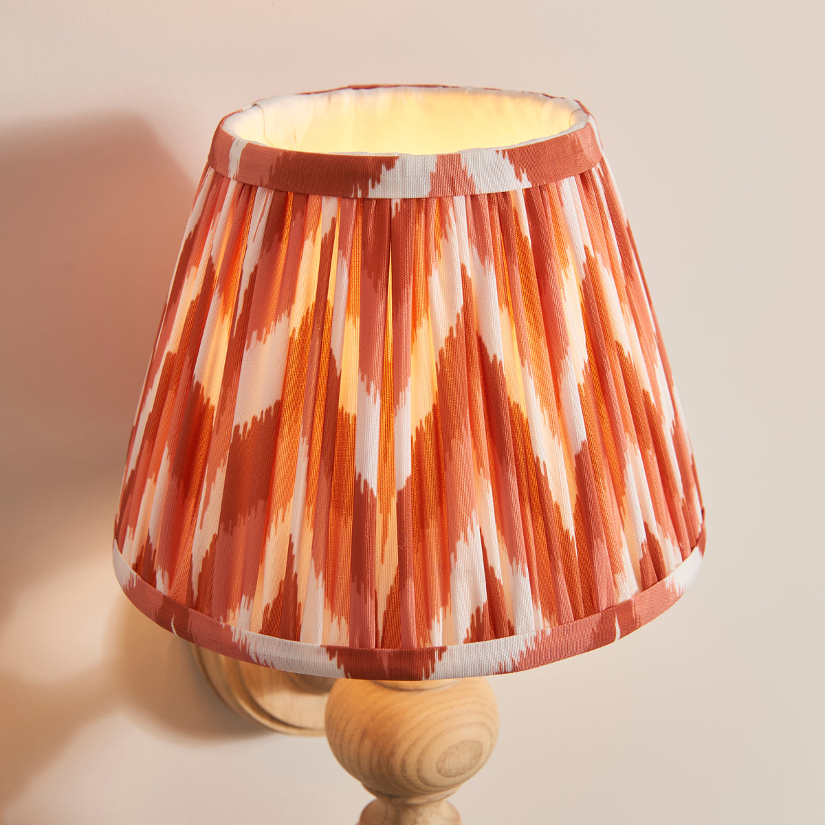 114328 Bibury & Zigzag 20cm Wall Light Wood Orange