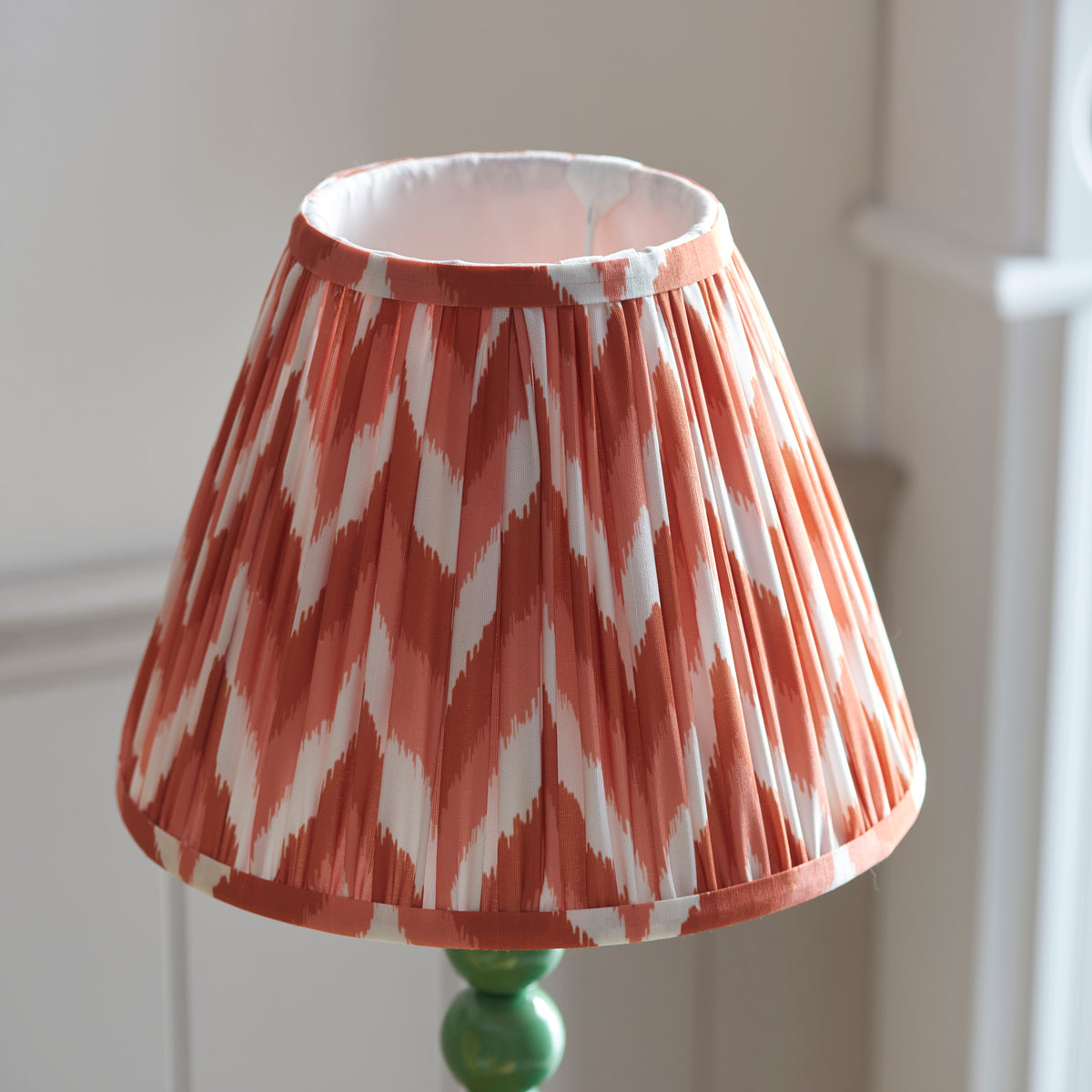 114704 Higgledy & Zigzag 25cm Table Lamp Green Orange