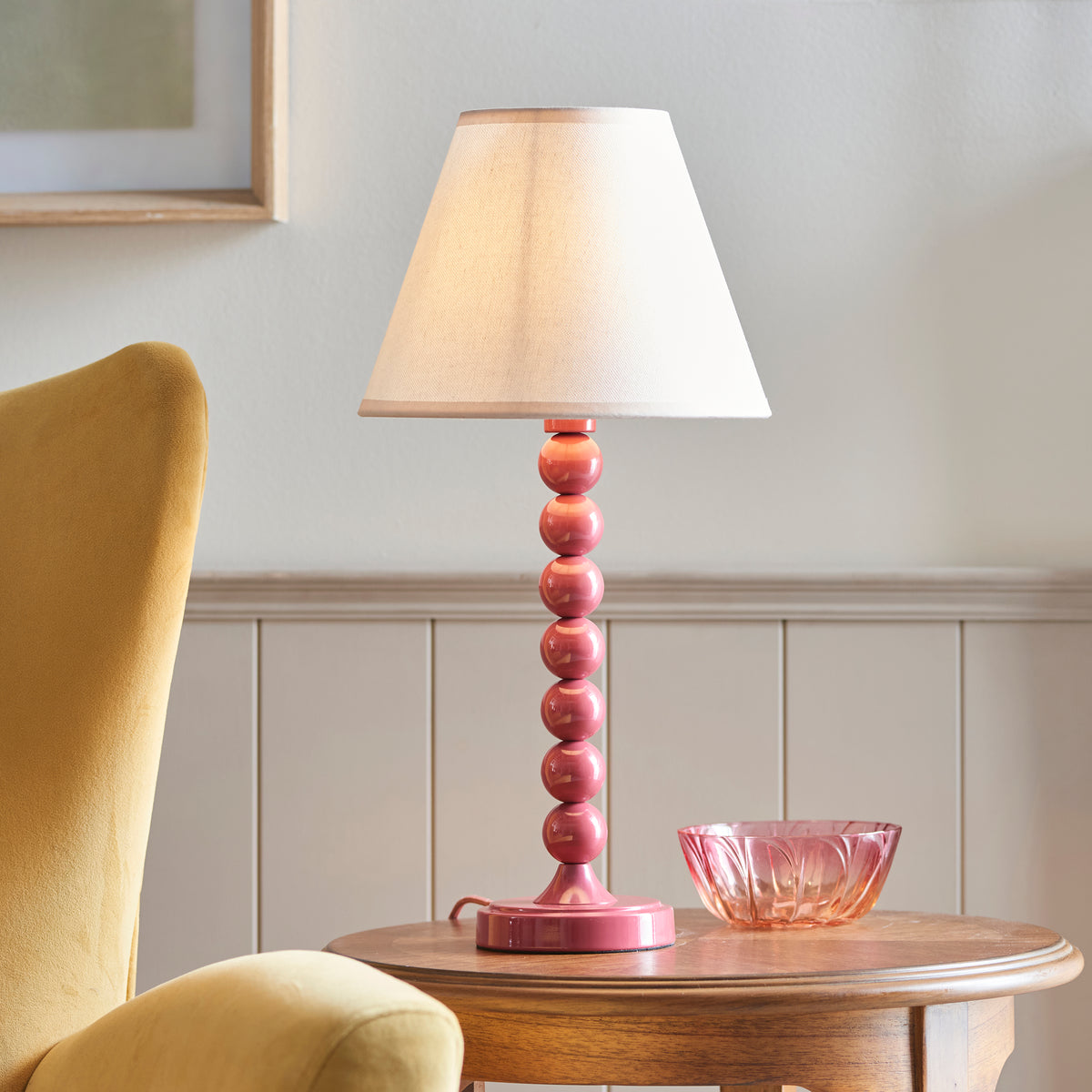114740 Higgledy & Ivy 25cm Table Lamp Pink White