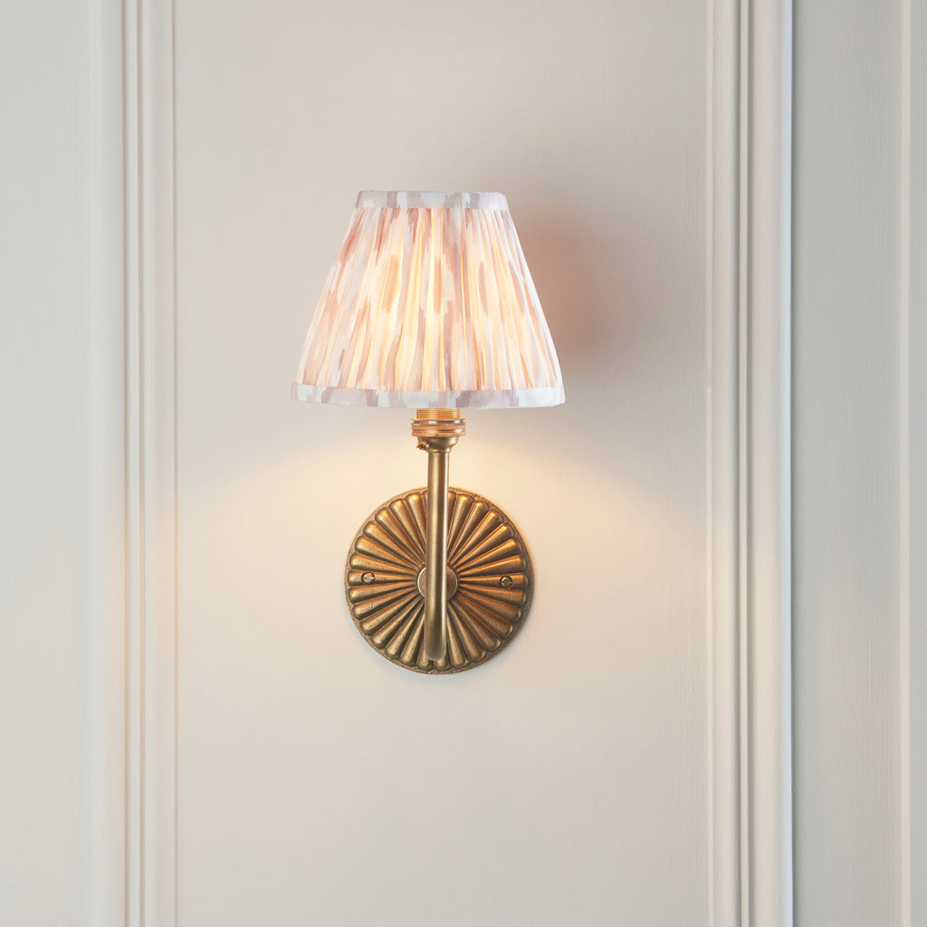 115298 Dahlia Swan & Ikat 16cm Wall Light Brass