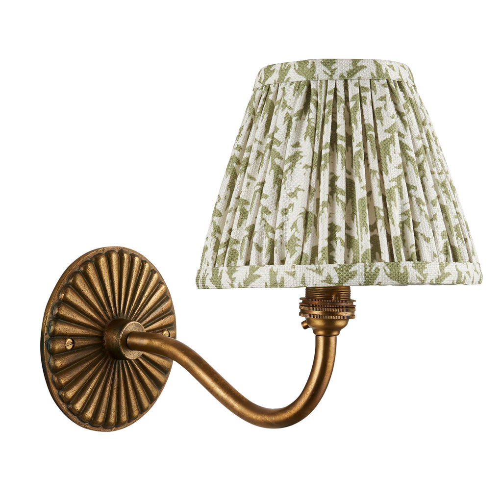 115303 Dahlia Curve & Leaf 16cm Wall Light Brass Green