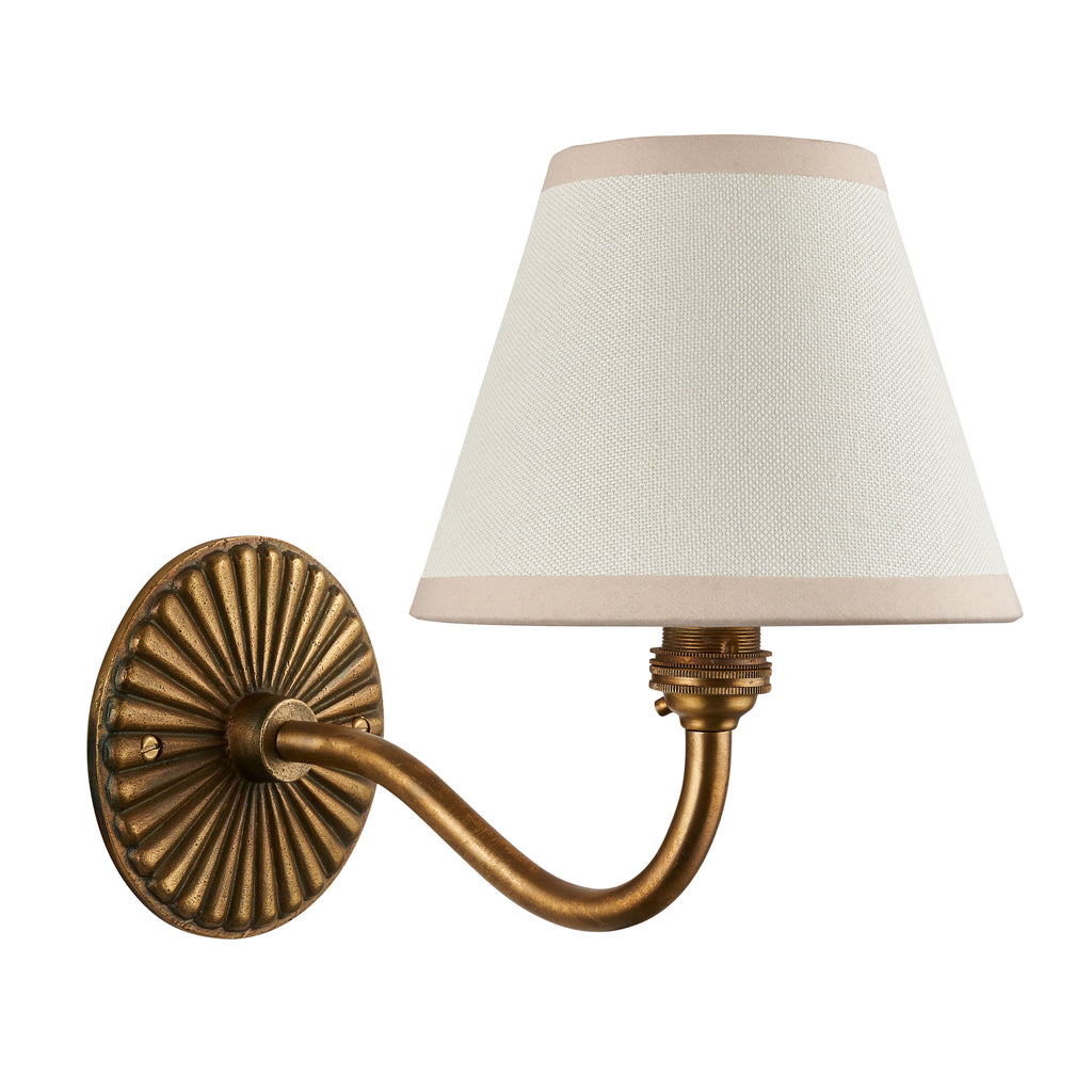 115313 Dahlia Curve & Ivy 16cm Wall Light Brass White