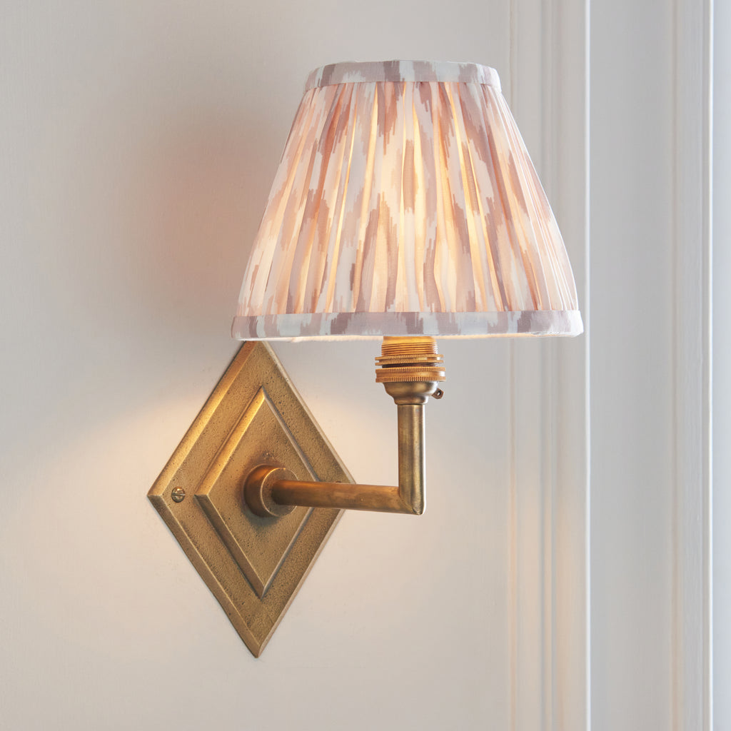 115422 Diamond Angle & Ikat 16cm Wall Light Brass