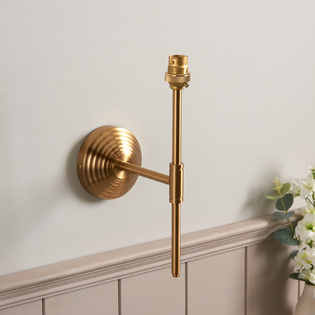 116025 Obelisk T Bar & Ikat 20cm Wall Light Brass