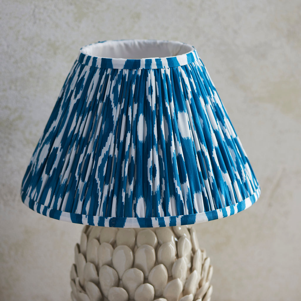 116419 Layered Leaf & Ikat 30cm Table Lamp Ivory Blue