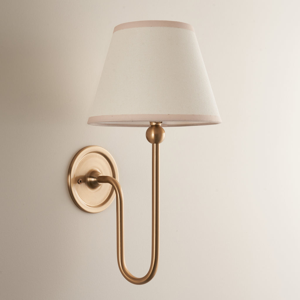 116831 Santiago & Ivy 20cm Wall Light Brass White
