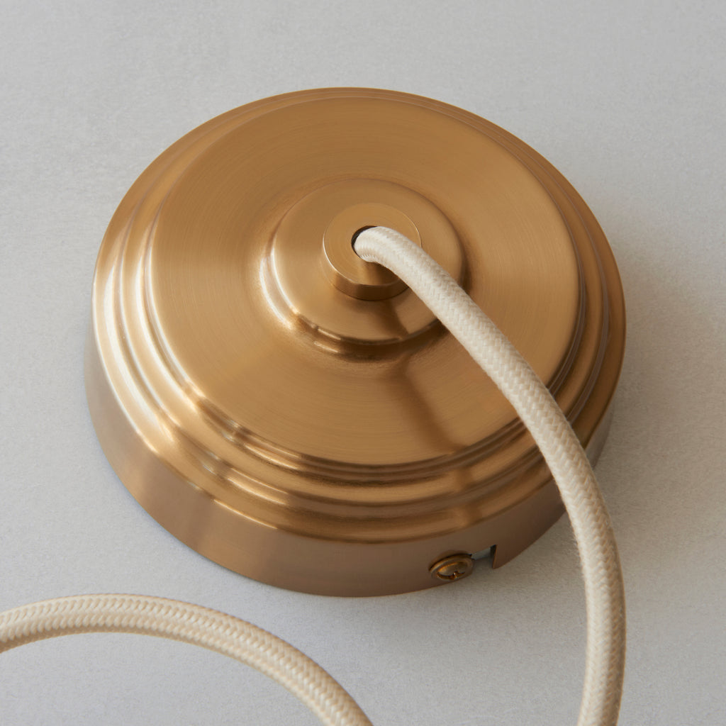117667 Eltham Pendant Brass