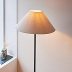 117830 Lille Floor Lamp Black