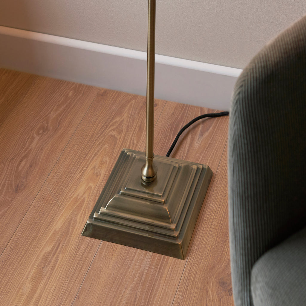 117831 Lille Floor Lamp Brass