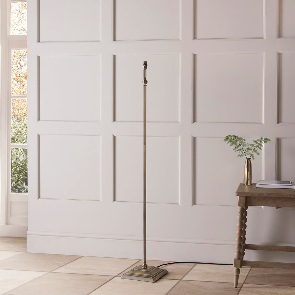 118007 Lille & Ikat 40cm Floor Lamp Brass Blue