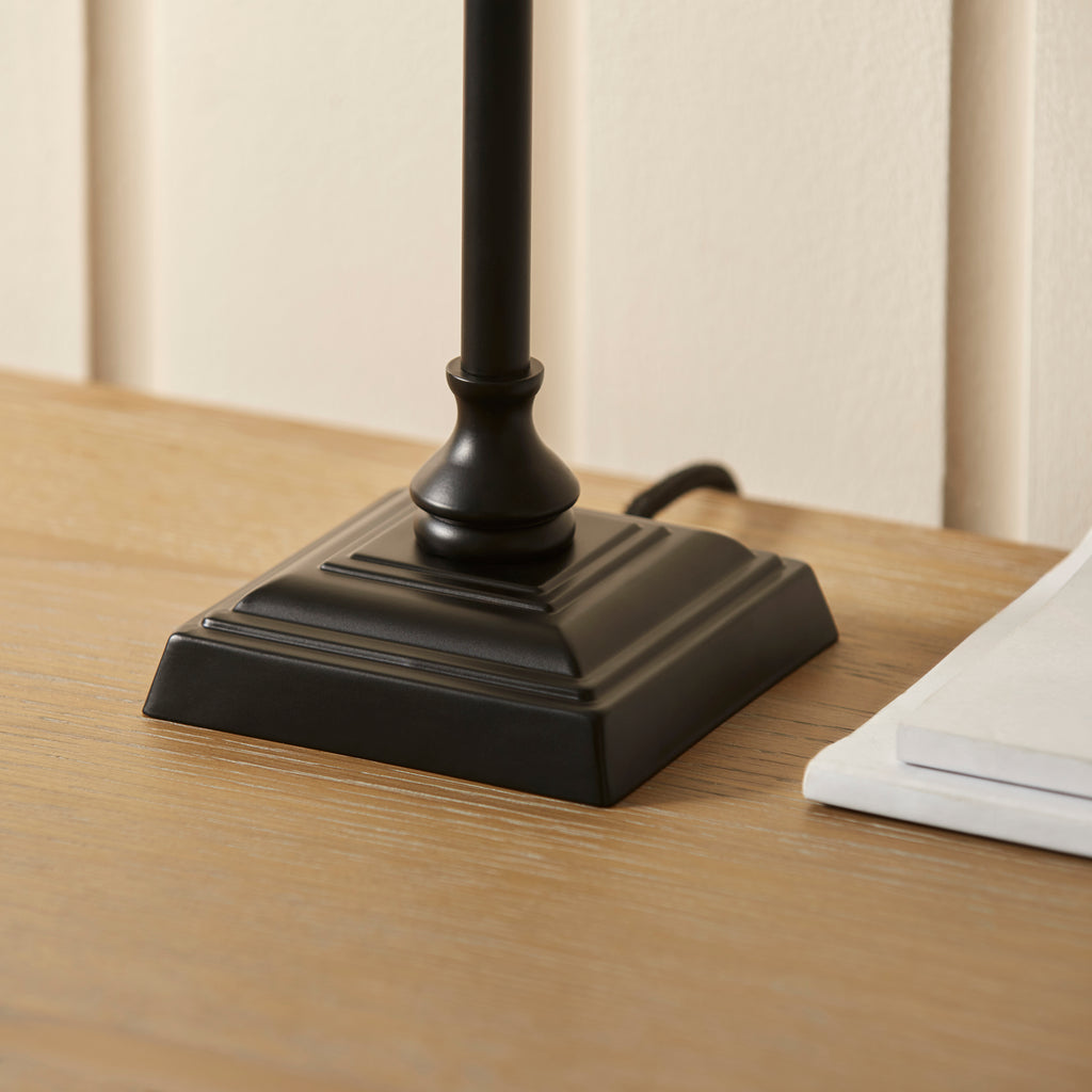 118121 Lille Table Lamp Black