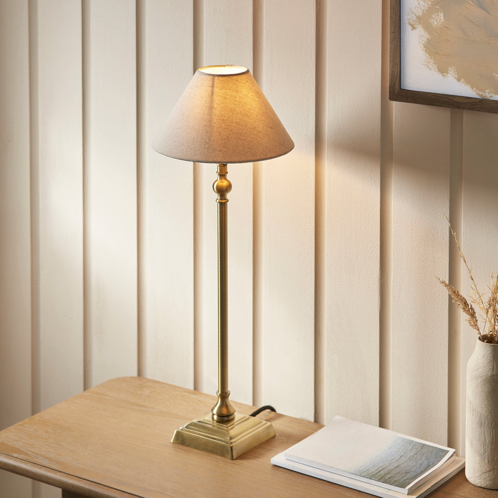 118122 Lille Table Lamp Brass