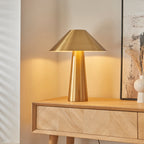 118685 Isak Table Lamp Brass
