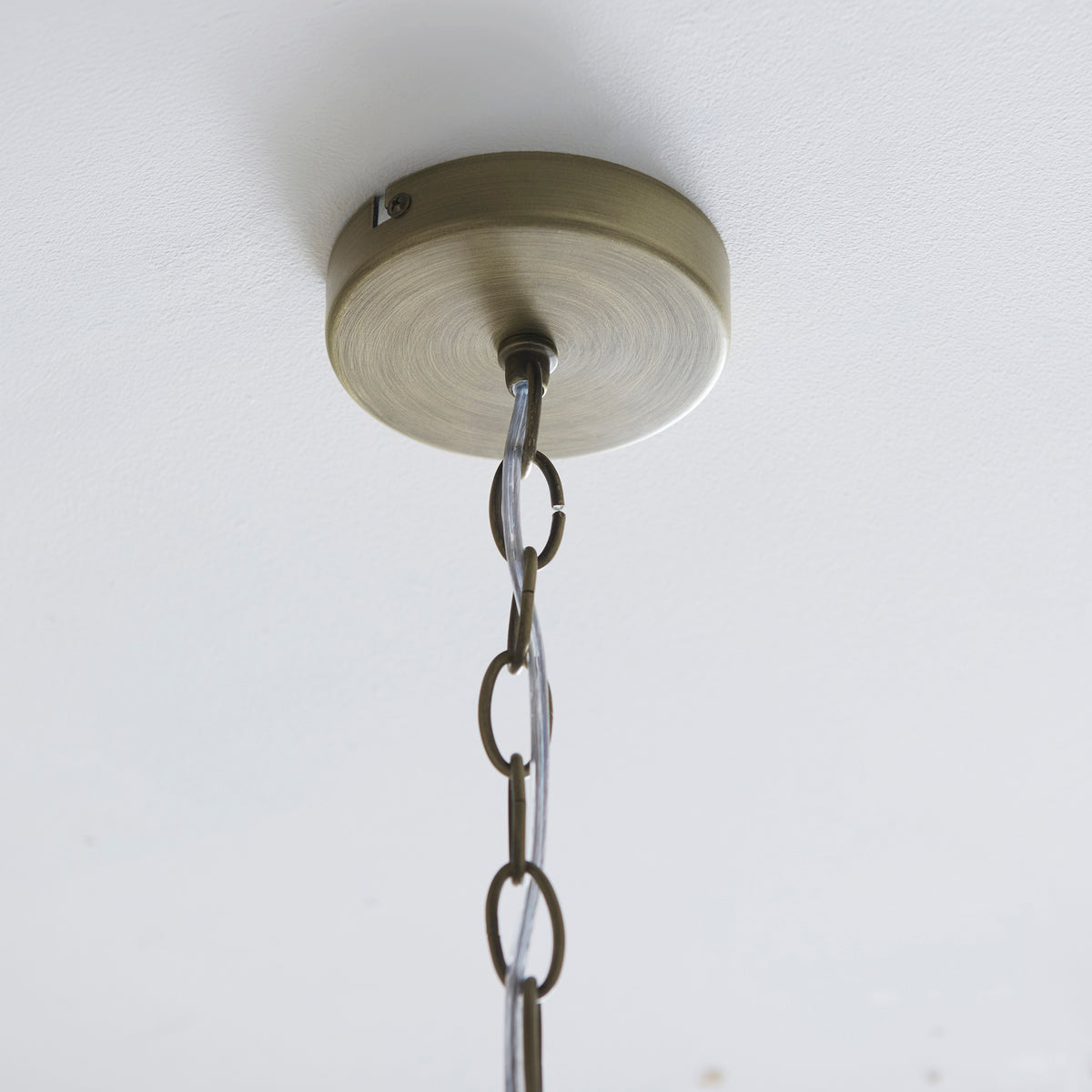 120025 Lucille 5 Light Pendant Brass