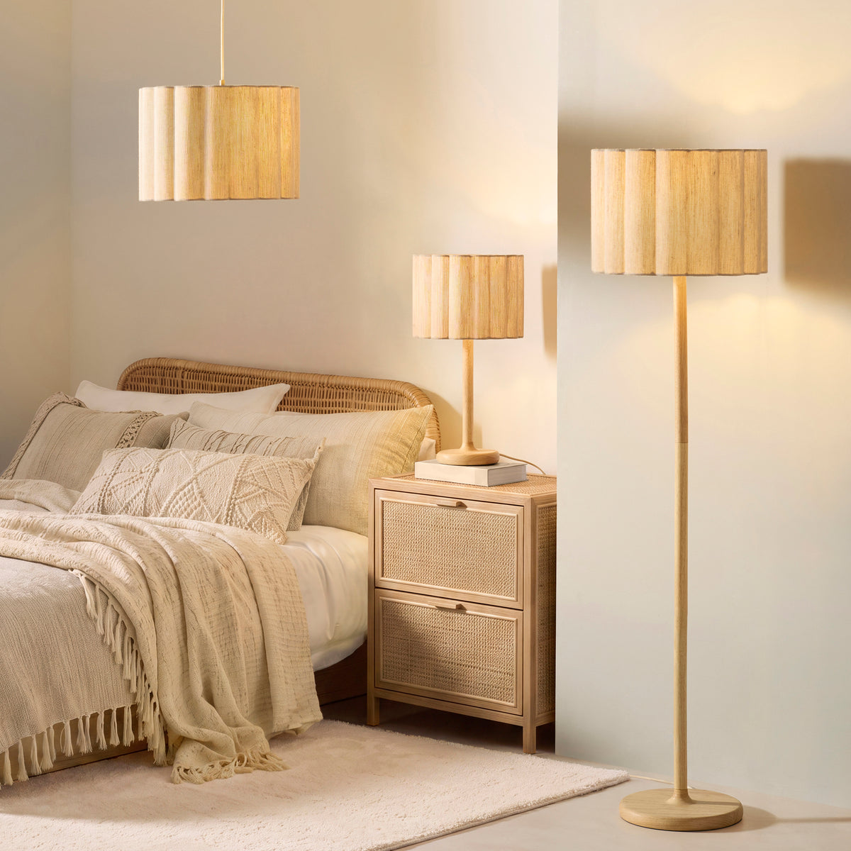 120762 Olson Pendant Wood