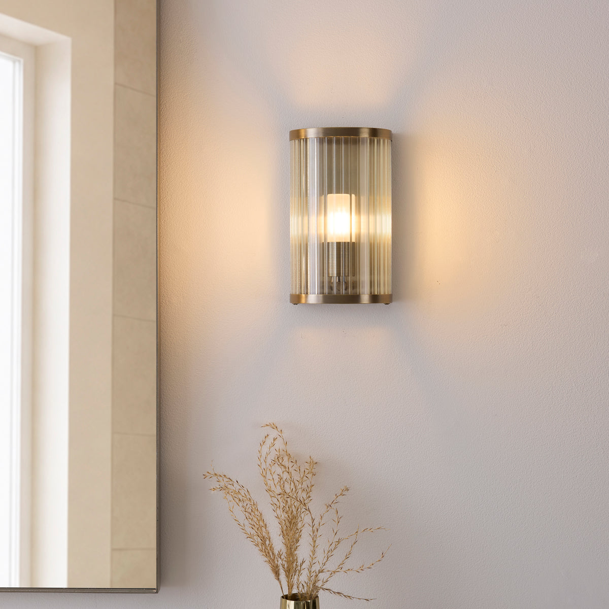 120851 Ridgeton IP44 Bathroom Wall Light Brass