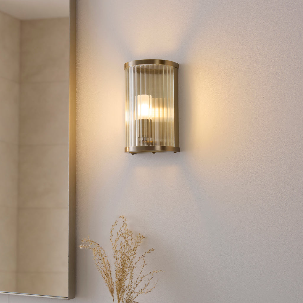 120851 Ridgeton IP44 Bathroom Wall Light Brass