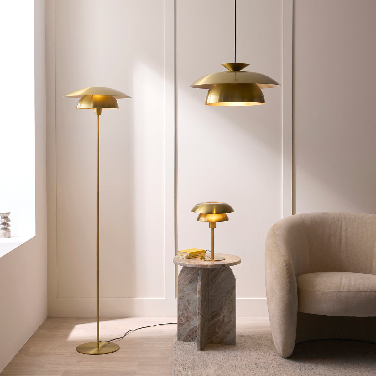 121070 Lyon Floor Lamp Brass