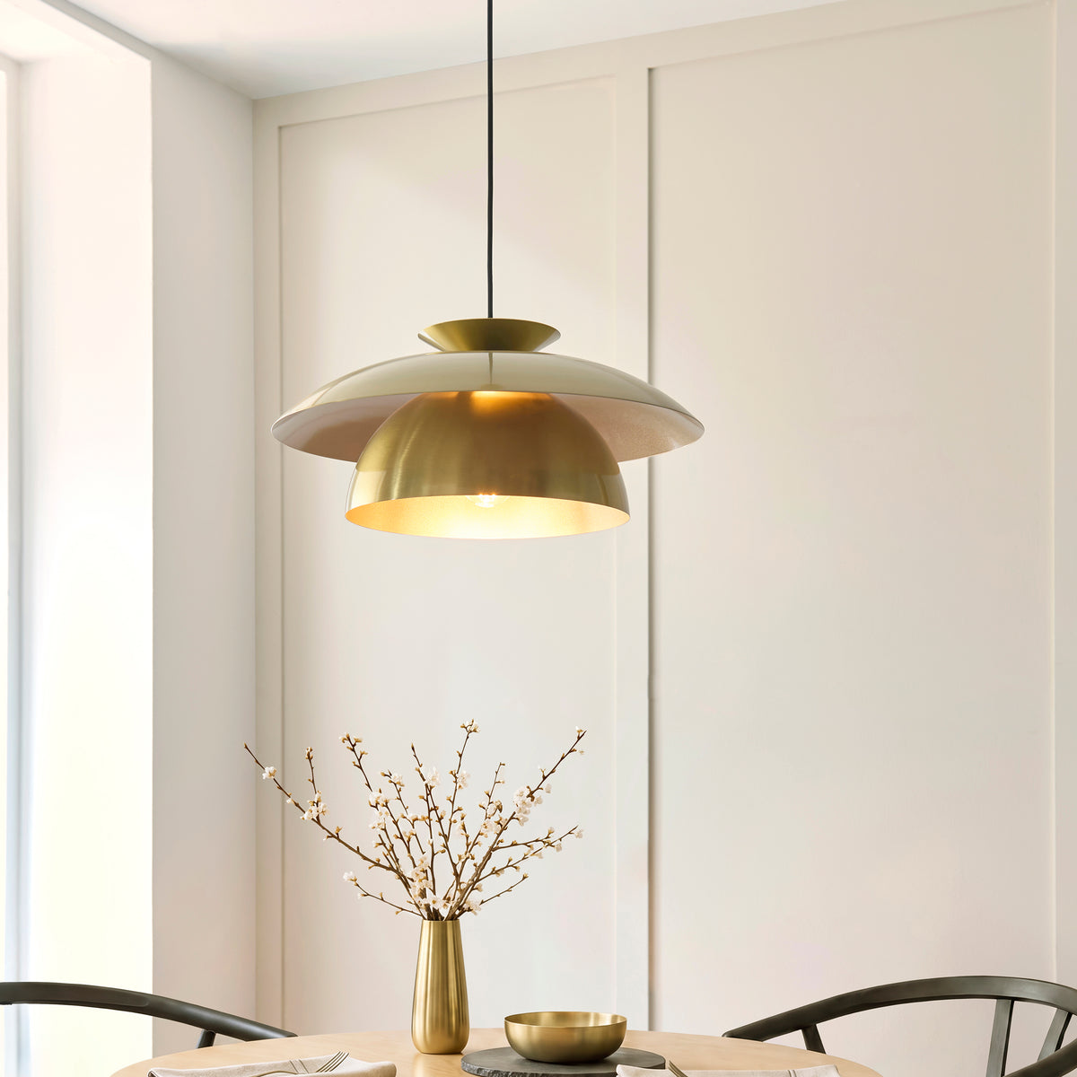 121072 Lyon Pendant Brass