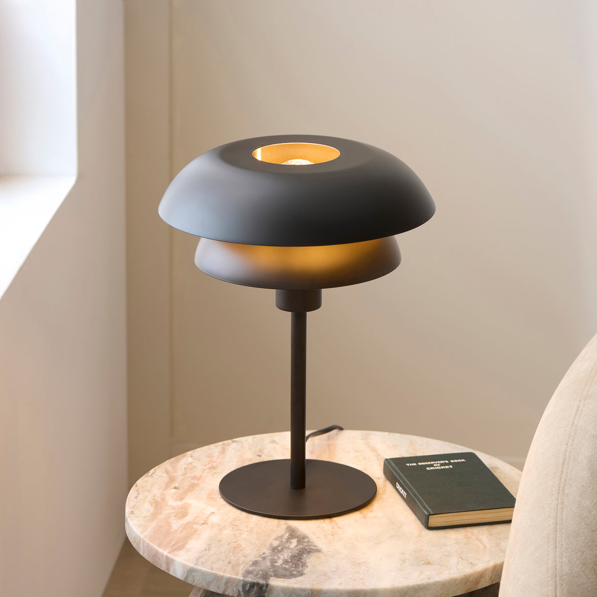 121075 Lyon Table Lamp Black