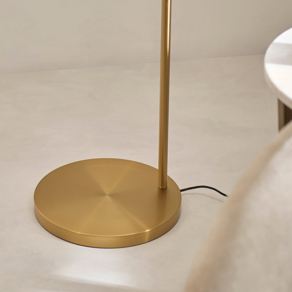 122264 Carlson XL Floor Lamp Brass