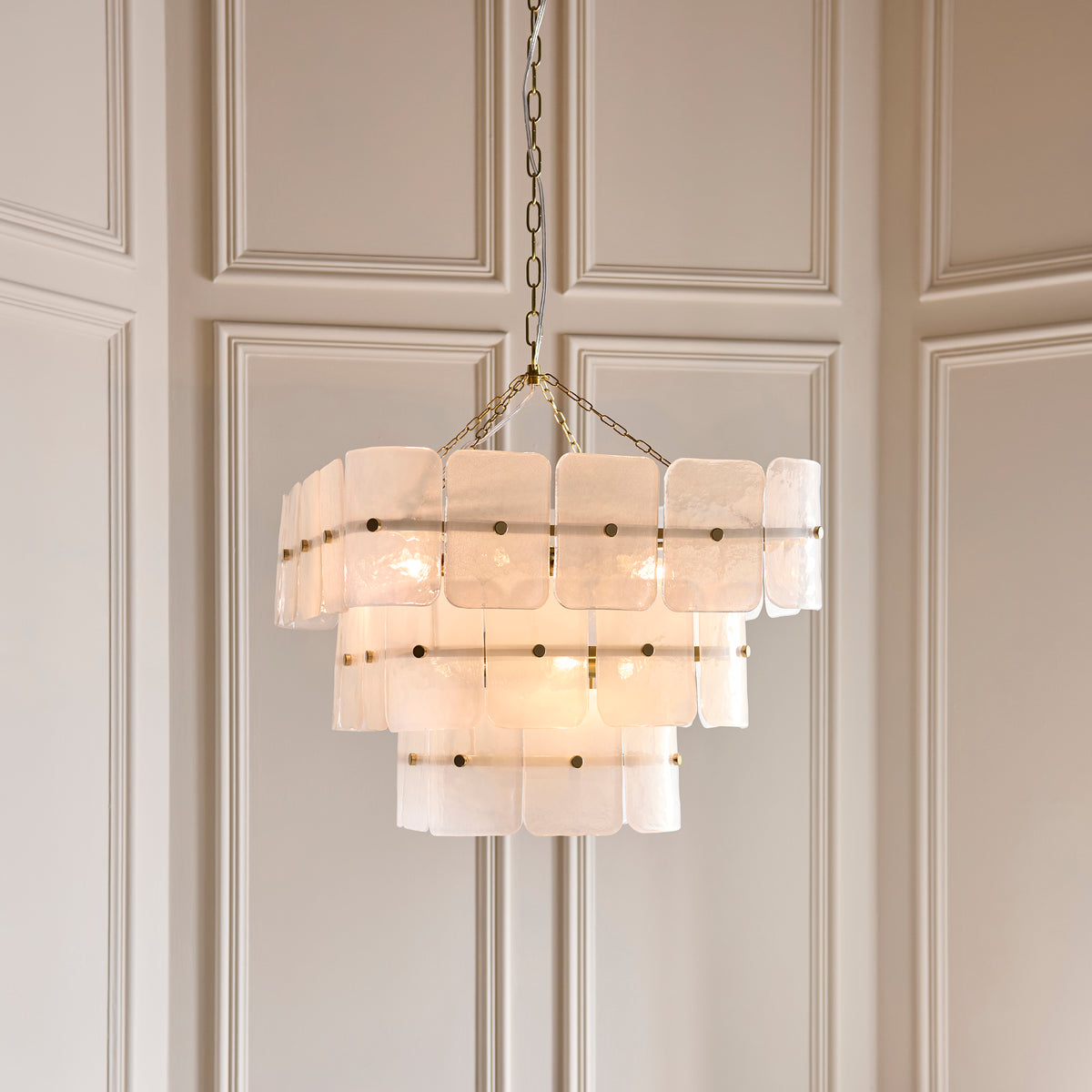 122775 Venice 10 Light Pendant Brass White