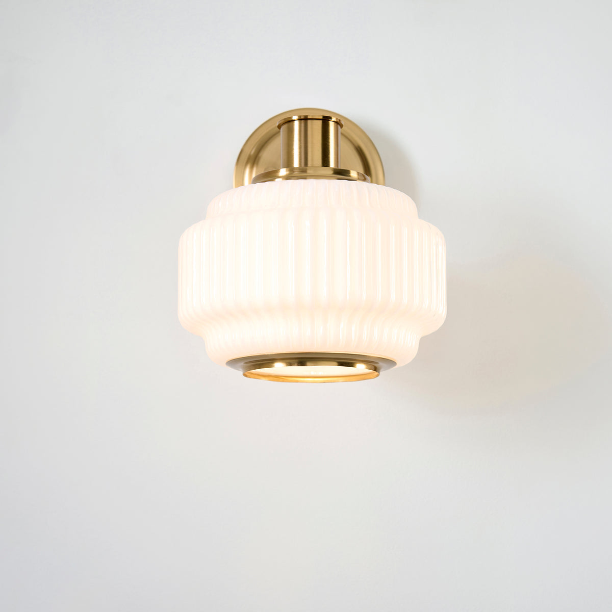 122784 Evora Wall Light Brass Opal