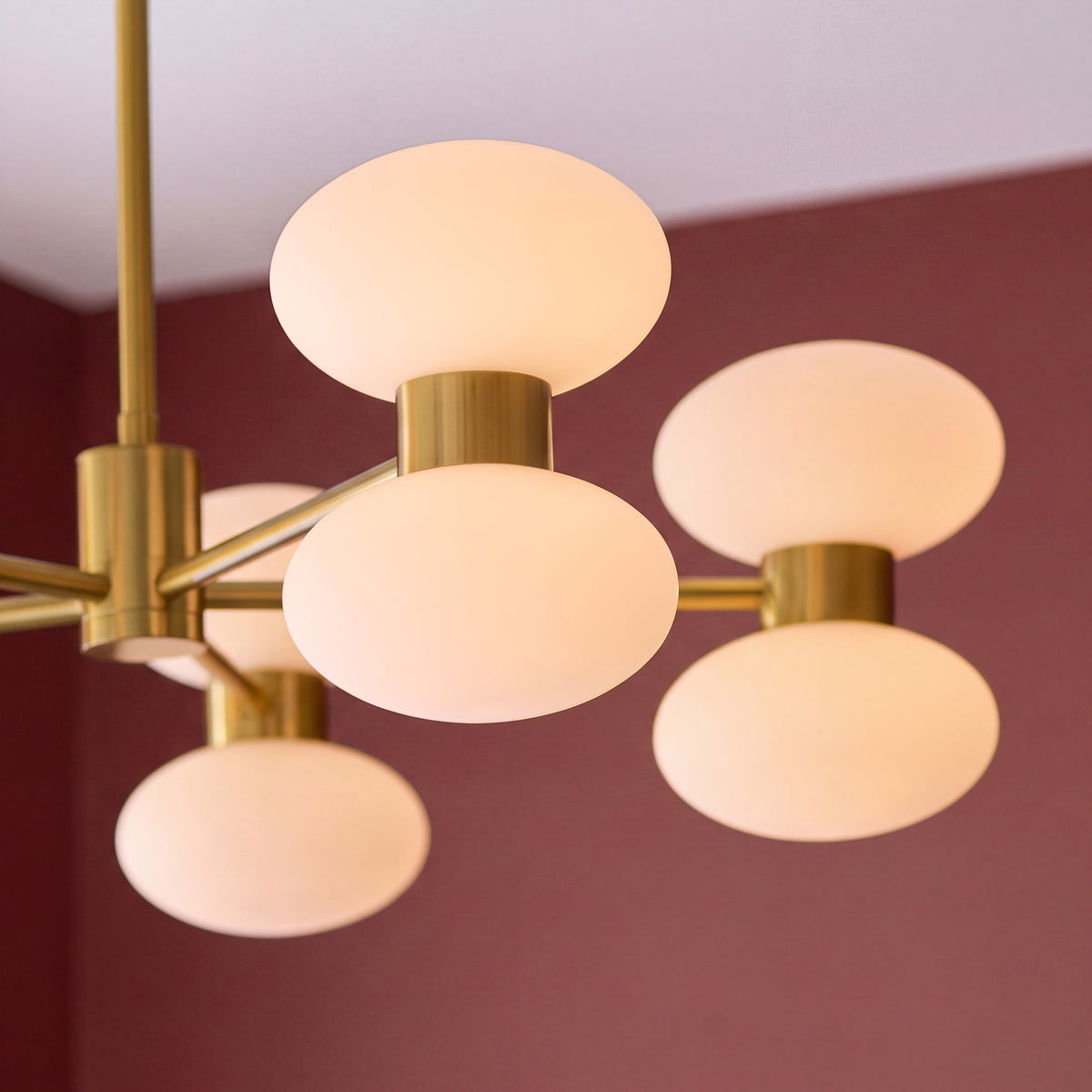 124814 Rossano 10 Light Pendant Brass White