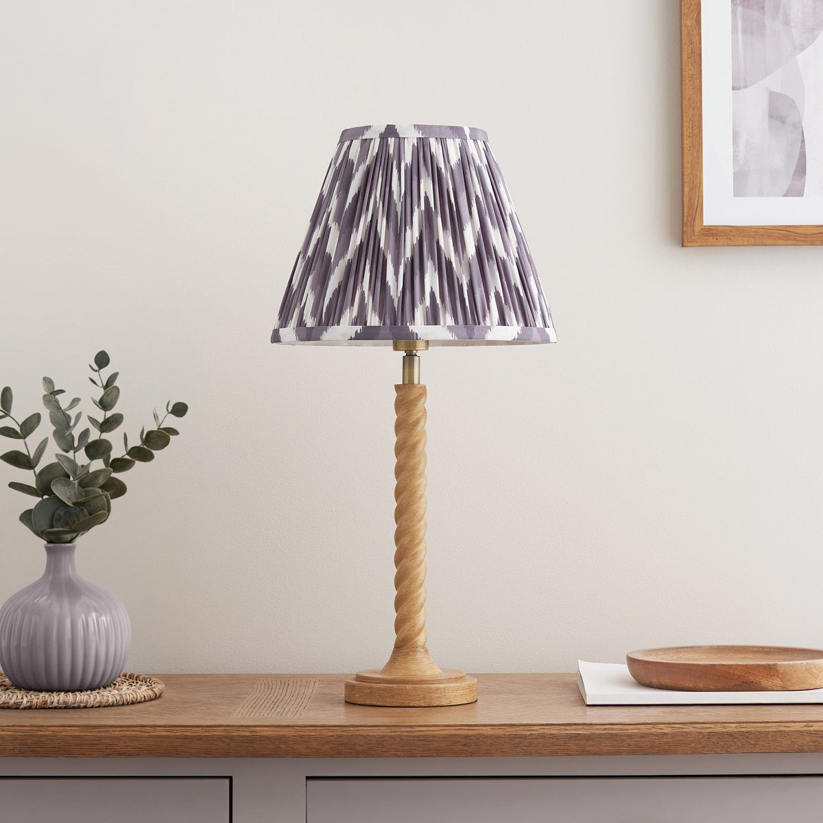 125408 Twist & Zigzag 25cm Table Lamp Wood Grey