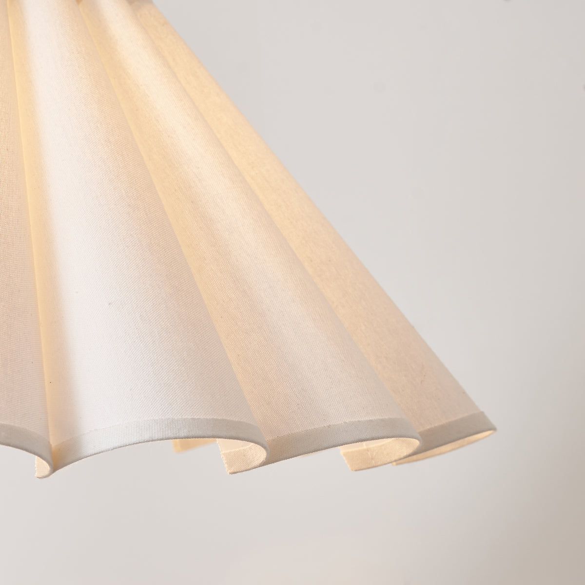 125420 Arlo & Ayla 53cm Floor Lamp Brass White