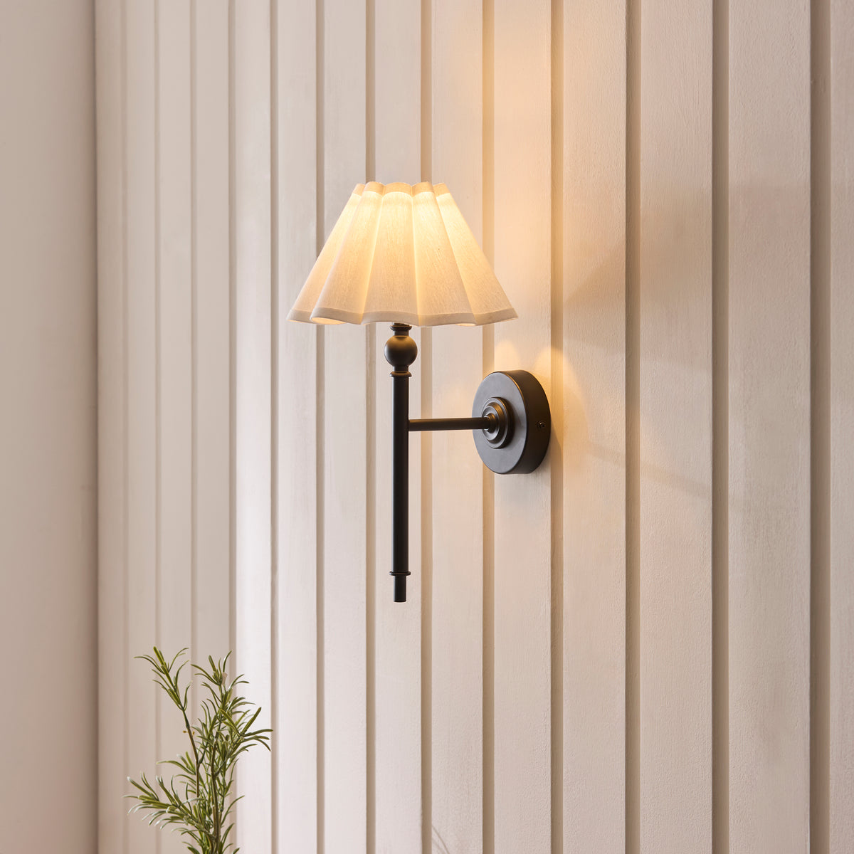 125424 Sylvie Wall Light Black
