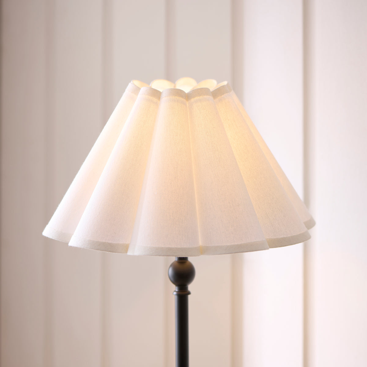 125426 Sylvie Table Lamp Black