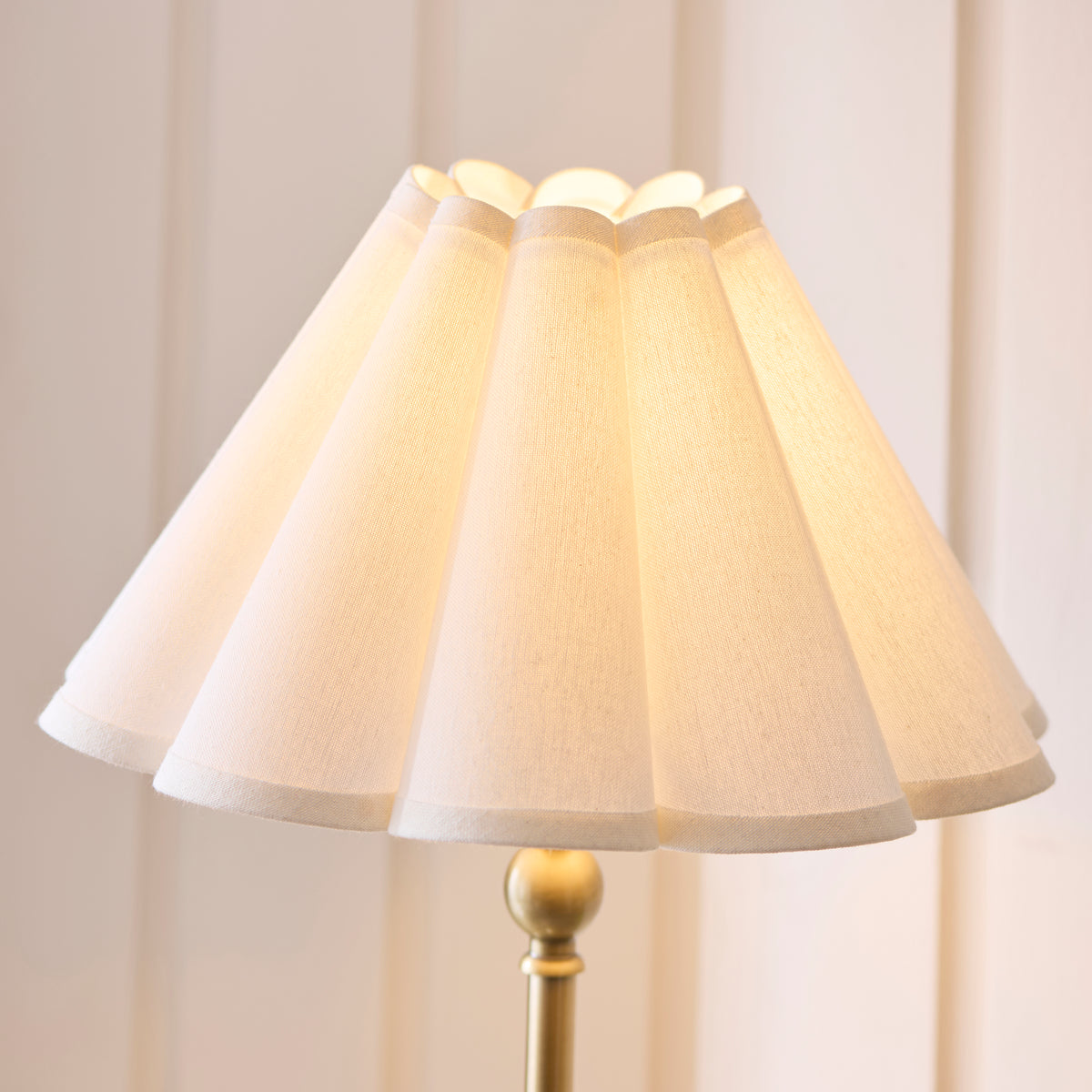 125427 Sylvie Table Lamp Brass White