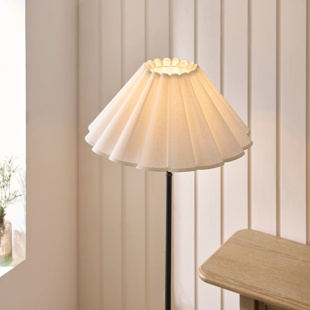 125428 Sylvie Floor Lamp Black