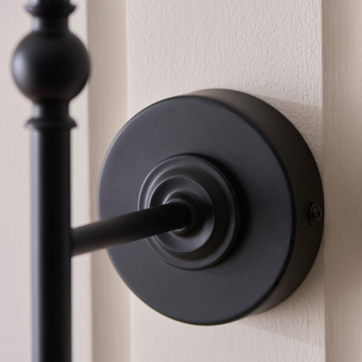 125439 Jericho Wall Light Black