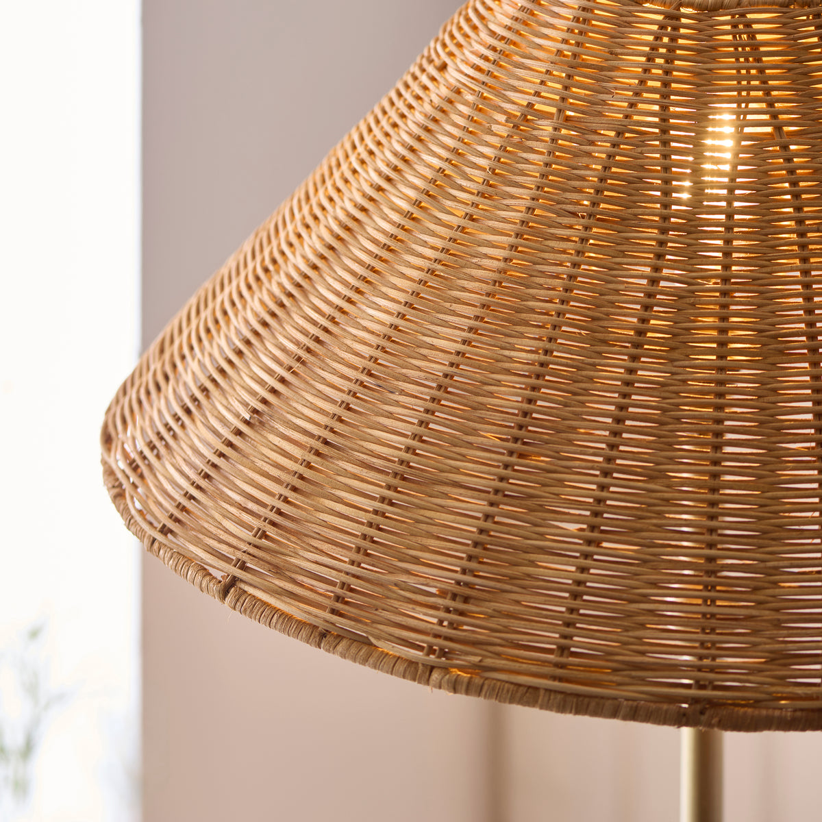 125444 Jericho Floor Lamp Brass