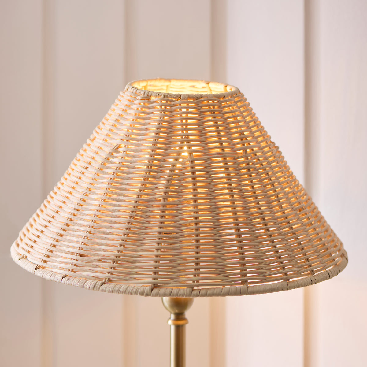 125452 Jericho Table Lamp Brass