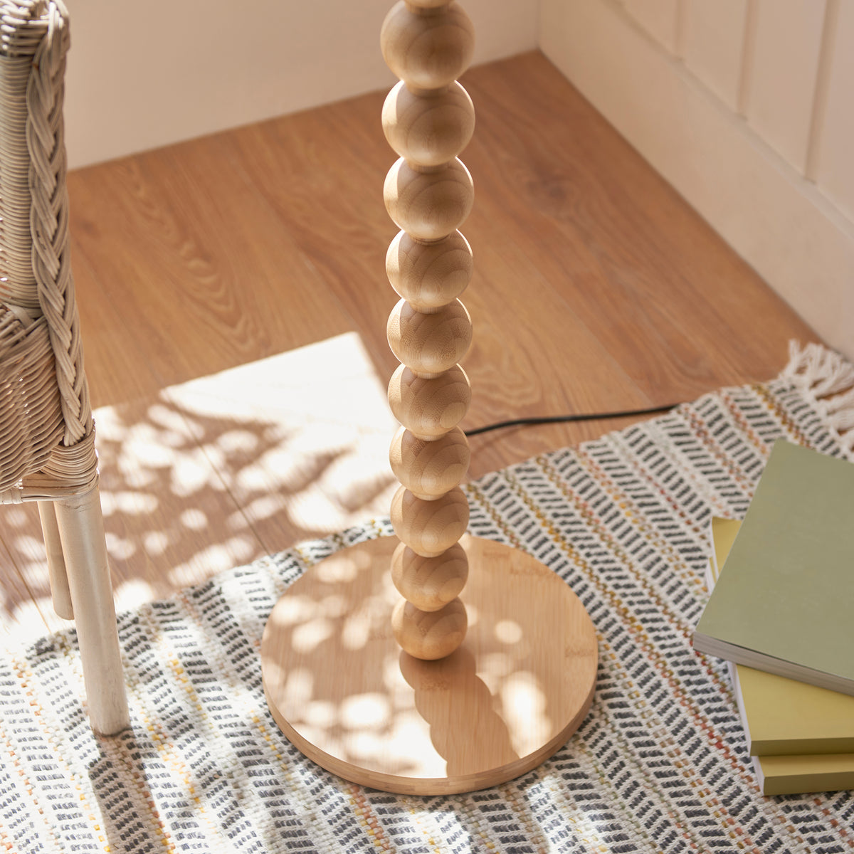 125459 Cane & Leaf 40cm Floor Lamp Green