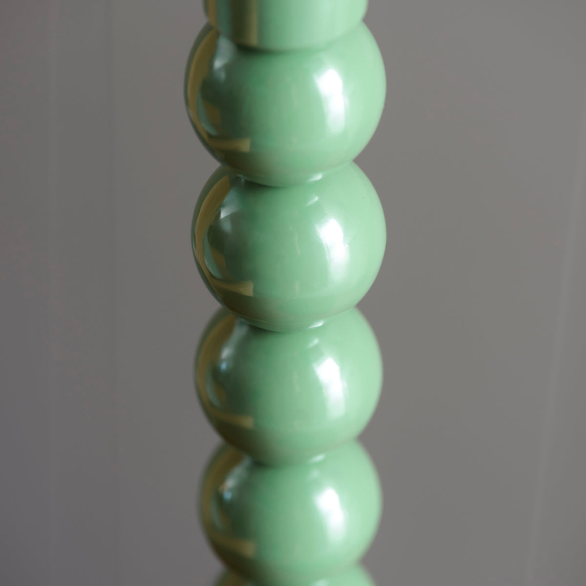 125464 Higgledy & Leaf 25cm Table Lamp Green