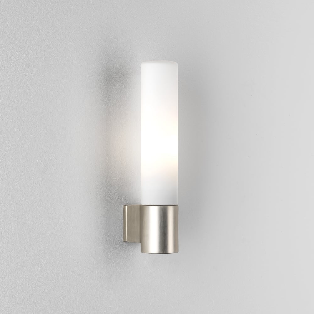 1047004 Bari Bathroom Wall Light Matt Nickel