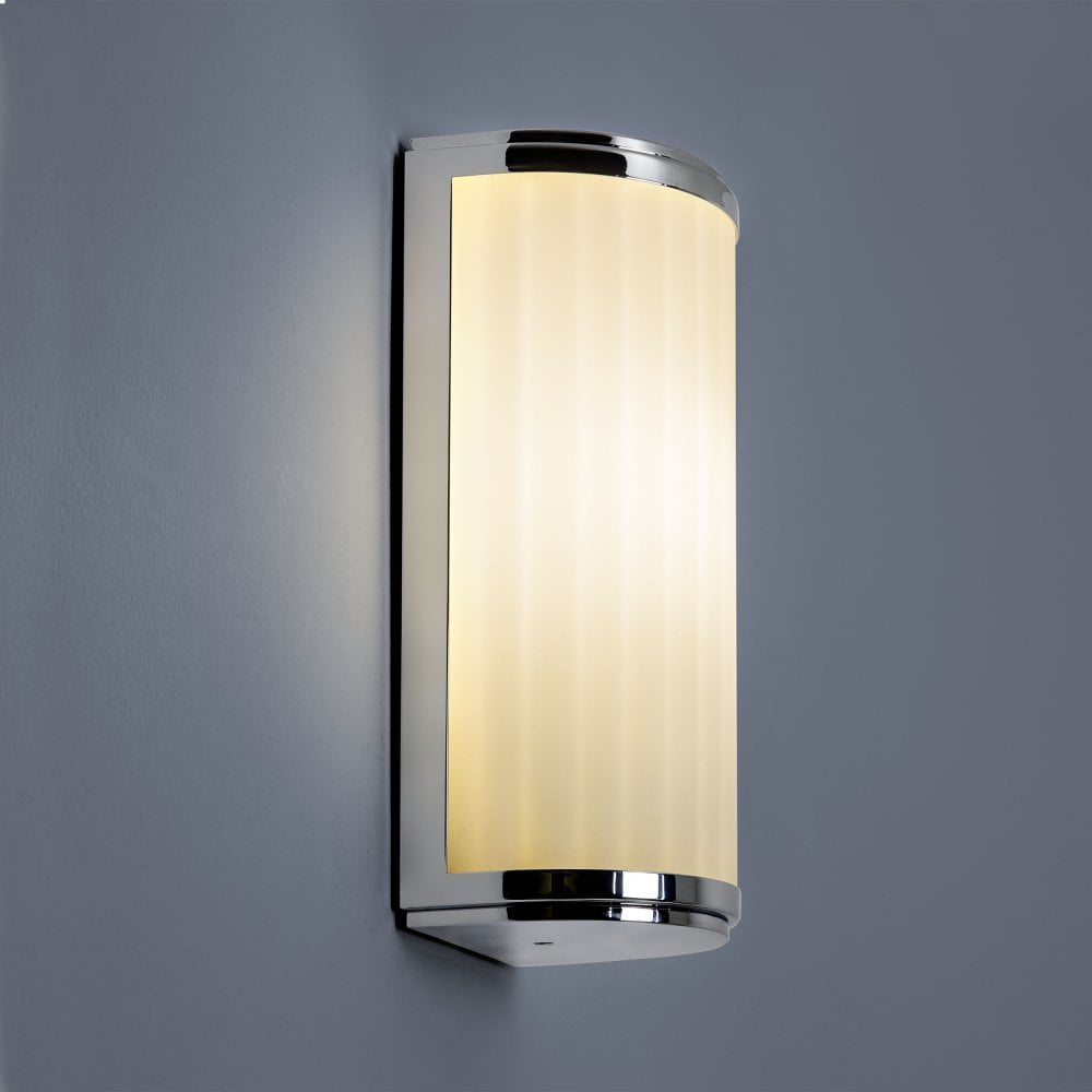 1194003 Monza Classic 250 Bathroom Wall Light Polished Chrome