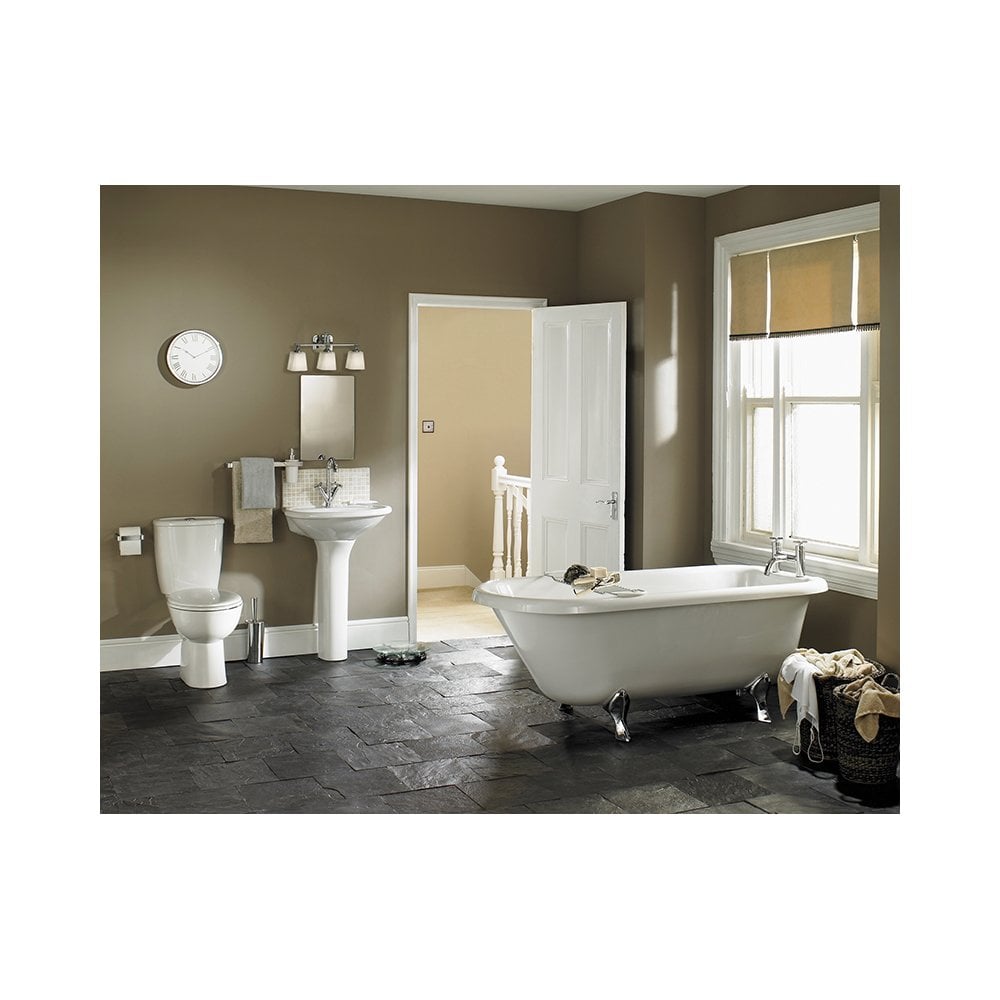 FE/CONCORD3 BATH Concord 3 Light Above Mirror Light