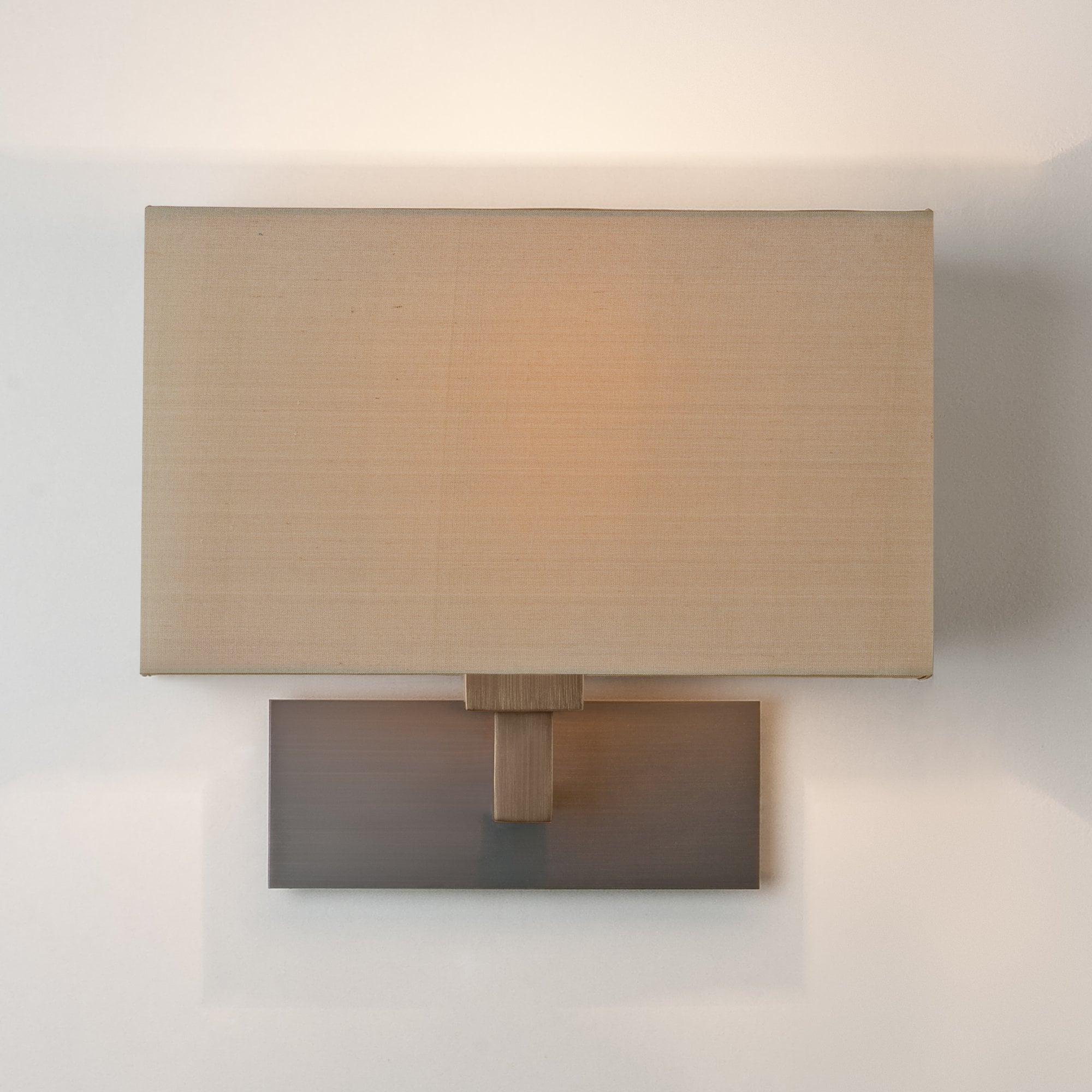 1080045 Park Lane Grande Wall Light Bronze