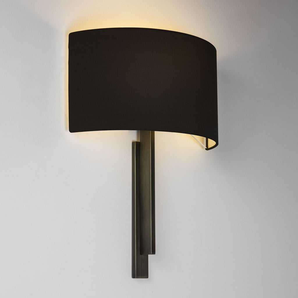 1334007 Tate Wall Light Bronze